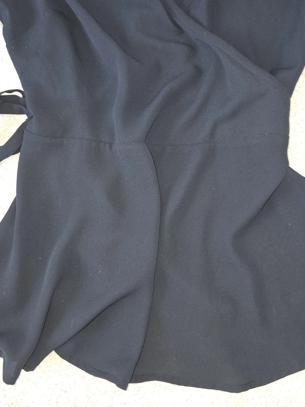 Leith- Black Women's Flowy Wrap Top, Open Shoulder Size S - Picture 7 of 7